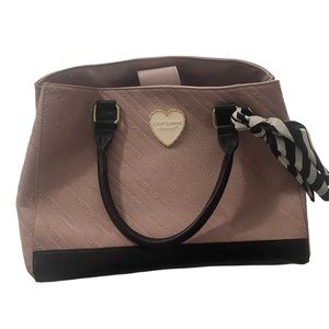 Betsey Johnson handbag. EUC